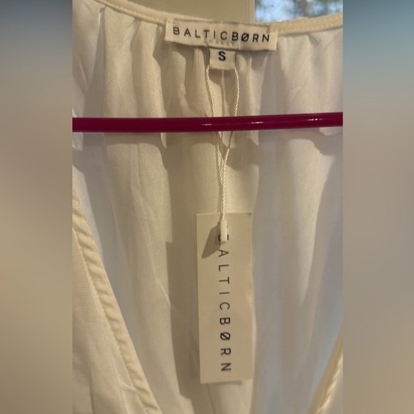 Women's White Dress Baltic Born - Picture 3 of 3